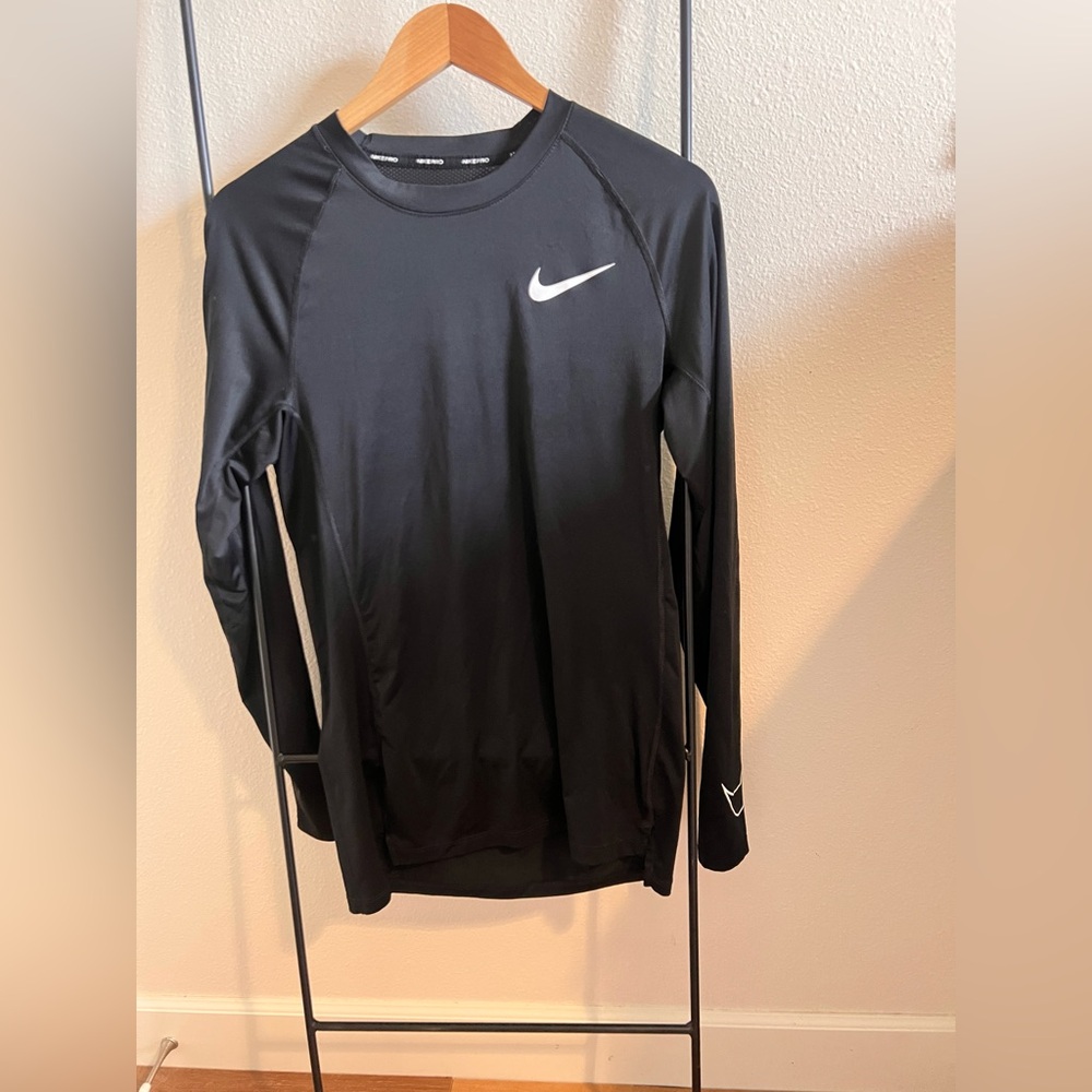 Nike Pro Slim Fit